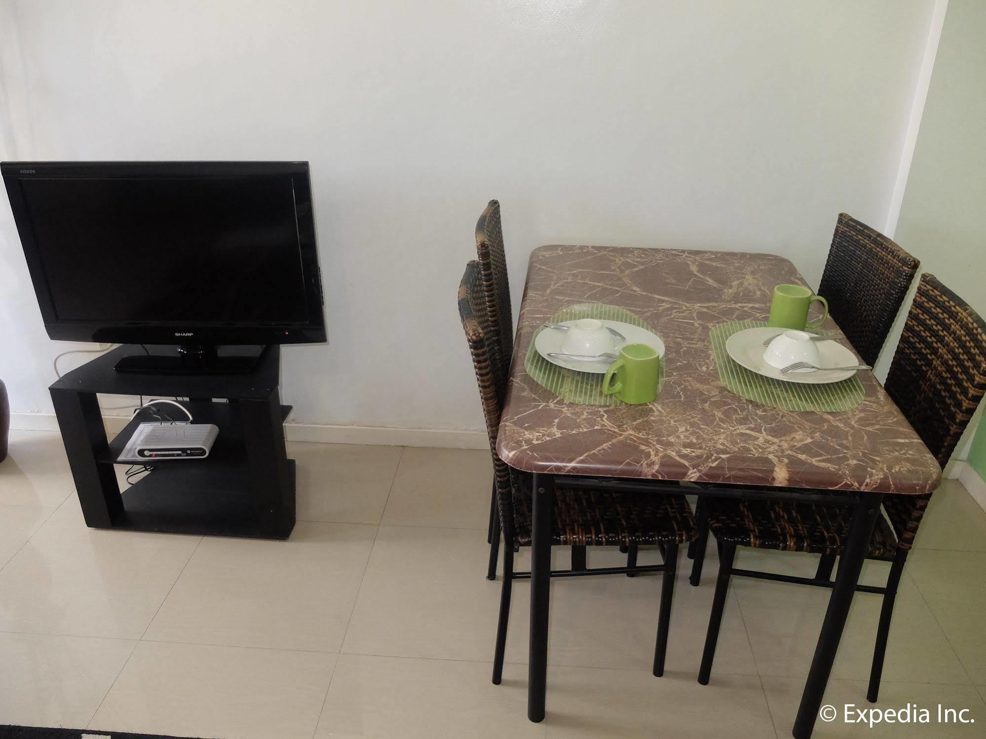 Elyseah Condotel آنغلوس المظهر الخارجي الصورة
